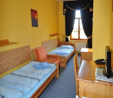Louny Hotel | Hotel U Radnice