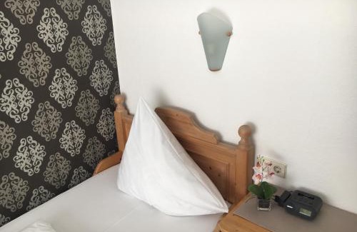 Hockenheim House | Hotel und Restaurant -Gasthaus Zur Pfalz