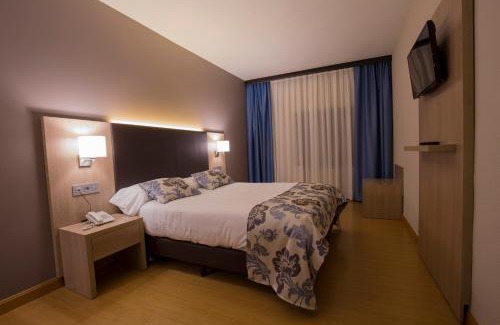 Aguilar de Campoo Hotel | Hotel Valentin