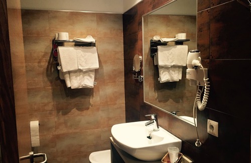 Cabrojo Hotel | Hotel Valle de Cabezón