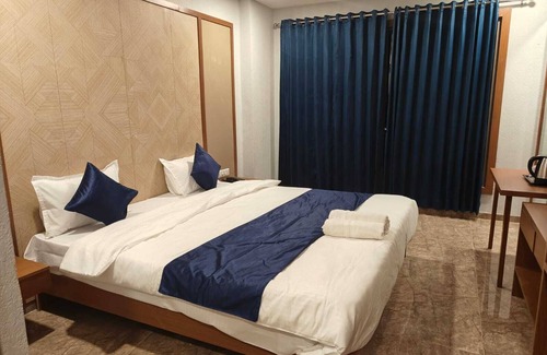Modasa Hotel | Hotel Vantara Residency