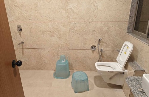 Modasa Hotel | Hotel Vantara Residency