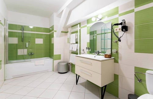 Hernadvecse Hotel | Hotel Vécsecity Wellness and Conference