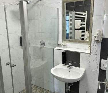 Jena Hotel | Hotel Villa am Paradies
