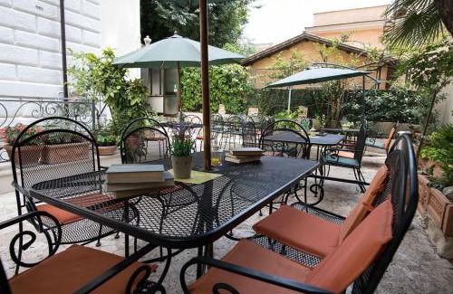 Rione XVIII Castro Pretorio Hotel | Hotel Villa Delle Rose