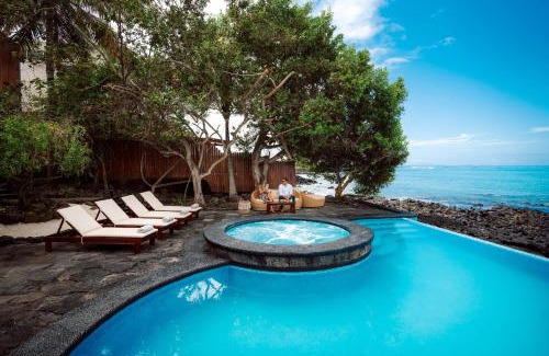 Bahia de la Academia Hotel | Hotel Villa Escalesia Galapagos