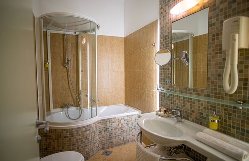 Lovran Hotel | Hotel Villa Eugenia
