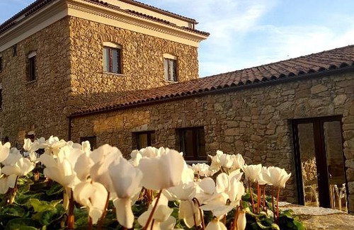 Caltanissetta Hotel | Hotel Villa Flora Relais