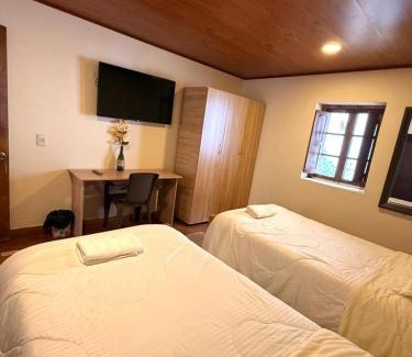 Sopo Hotel | Hotel Villa Mercedes Colonial