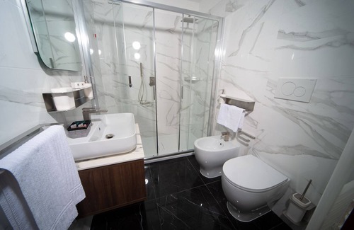 Meina Hotel | Hotel Villa Paradiso