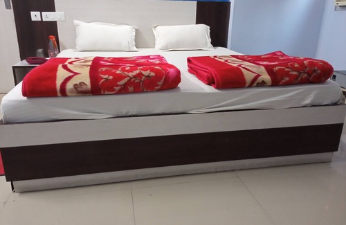 Gaya Hotel | Hotel Viraat Inn