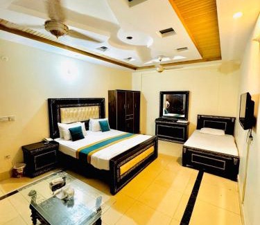 Johar Town House | Hotel Visit Inn One