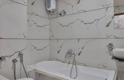 Vastrapur Hotel | Hotel Viva Inn