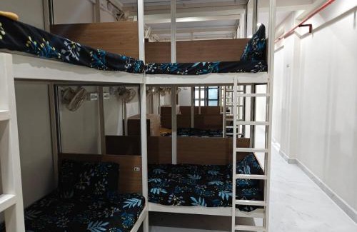 Una Hotel | Hotel VRINDA