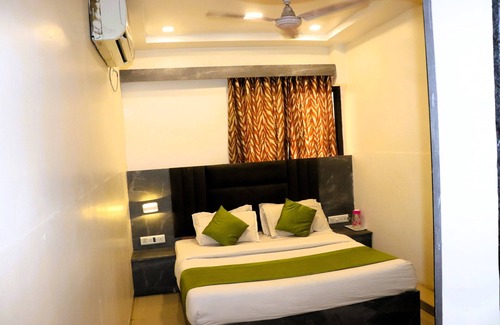 Gandhinagar Hotel | Hotel Vrundavan