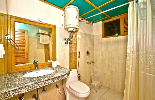 Vashist Bed & Breakfast | Hotel Vyas Vatika offer well designed and ready to use rooms located at manali.