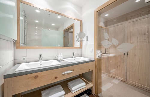 See Hotel | Hotel Weisses Lamm