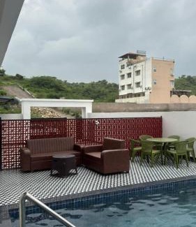 Udaipur Hotel | Hotel White Aura