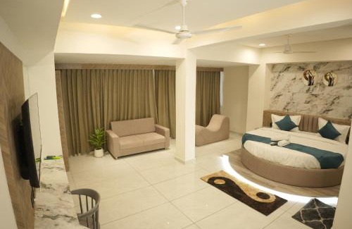 Palanpur Hotel | Hotel White Fortune