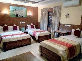 Sauraha Cabin | Hotel Wildlife Camp