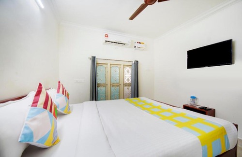 Nanganallur Hotel | Hotel Yadvik
