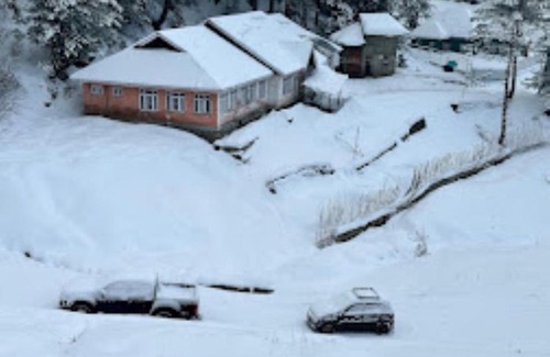 Srinagar Hotel | HOTEL YEMBERZAL JAMMU AND KASHMIR