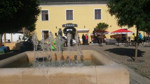 Velka Bystrice Hotel | Hotel Zámek Velká Bystřice