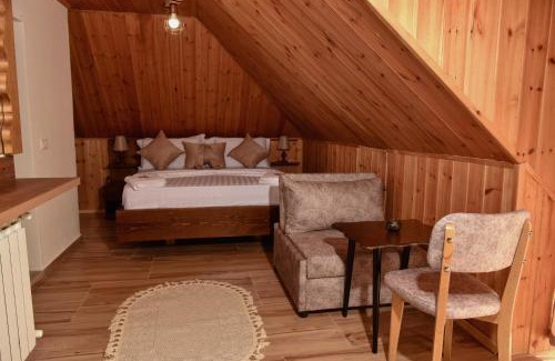 Shale Hotel | Hotel Zallina