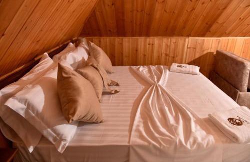 Shale Hotel | Hotel Zallina