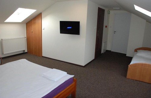 Radzyn Podlaski Hotel | Hotelik Manhatan