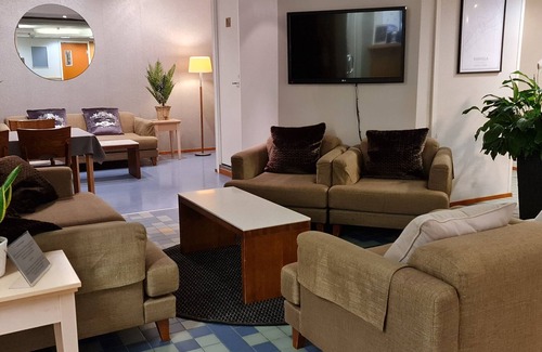 Karhula Hotel | Hotelli Jokipuisto