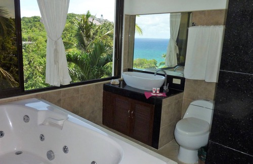 Yapak Villa | Hotels Mary Joy/Alargo: 3 bedroom villa with jacuzzi, roof terrace