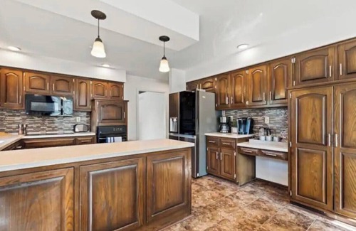 Blue Springs House | HotTub+Pool+Shuffleboard+Arcades