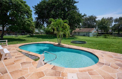 North Central Hollywood House | House ∙ 1 bedroom ∙ 2 guests