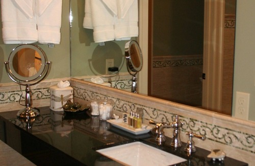 Darrow Bed & Breakfast | Houmas House Plantation and Gardens