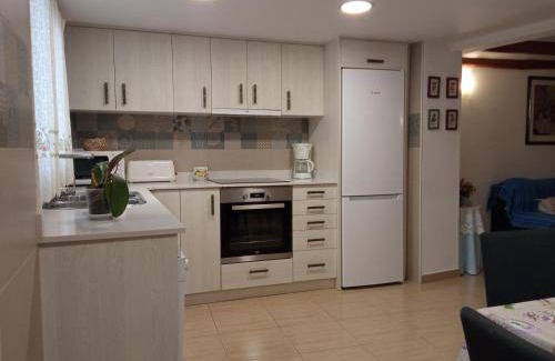 Cornudella de Montsant House | House ∙ 4 bedrooms ∙ 8 guests