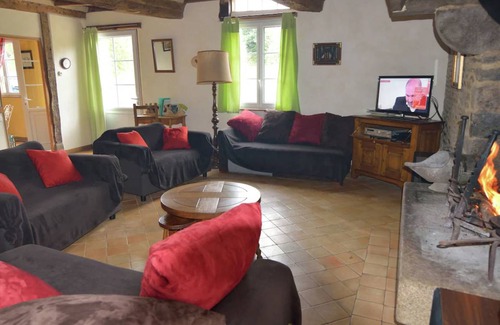 Isigny-le-Buat House | House ∙ 1 bedroom ∙ 8 guests