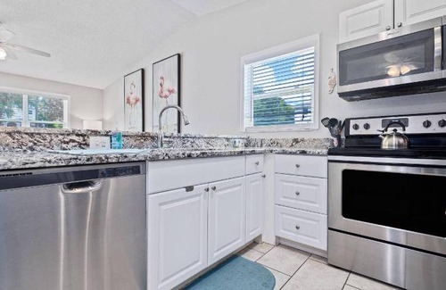 Ozona House | House ∙ 1 bedroom ∙ 4 guests