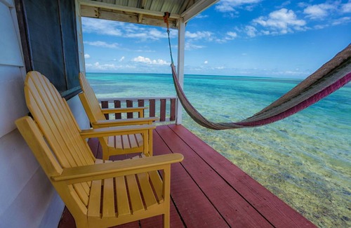 Tobacco Caye House | House ∙ 1 bedroom ∙ 3 guests