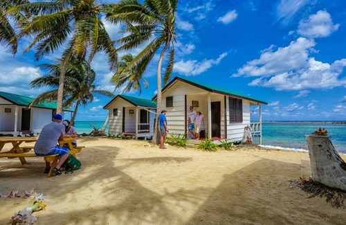 Tobacco Caye House | House ∙ 1 bedroom ∙ 3 guests