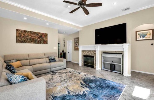 Alden Bridge House | House ∙ 1 bedroom ∙ 10 guests