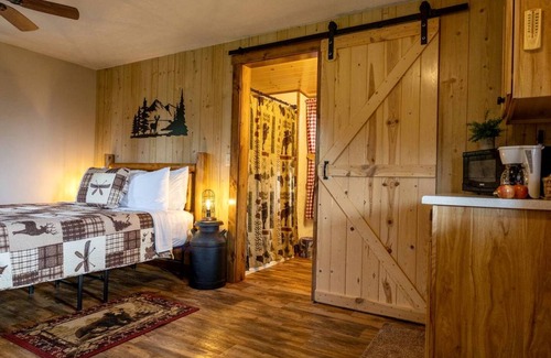 Seneca Rocks House | House ∙ 1 bedroom ∙ 2 guests