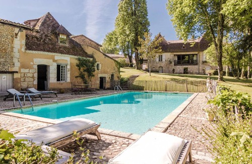 Sourzac House | House ∙ 1 bedroom ∙ 21 guests