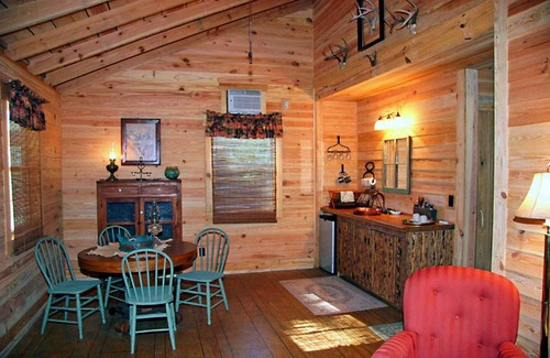 Kountze House | House ∙ 1 bedroom ∙ 4 guests