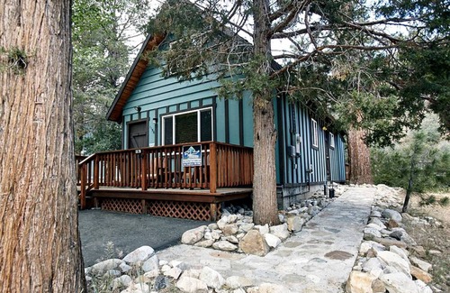 Big Bear City House | House ∙ 1 bedroom ∙ 4 guests