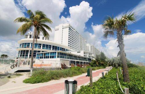 Mid Beach House | House ∙ 1 bedroom ∙ 6 guests