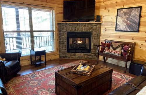 Broken Bow House | House ∙ 1 bedroom ∙ 12 guests