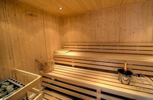 Talland House | House 1