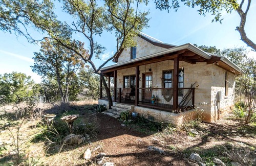 Hammett's Crossing House | House ∙ 1 bedroom ∙ 5 guests