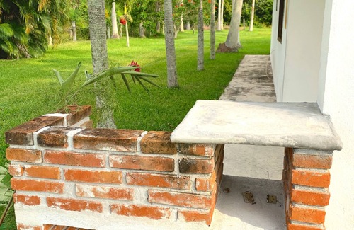Casitas House | HOUSE 12 PEOPLE NEAR BEACH ACCESS TO THE RIVER